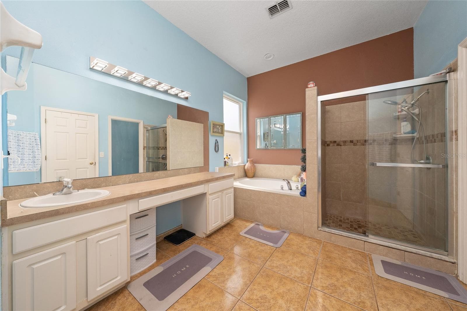 Single Family Residence at 2333 WALNUT CANYON DR, KISSIMMEE, photo 30 of 51