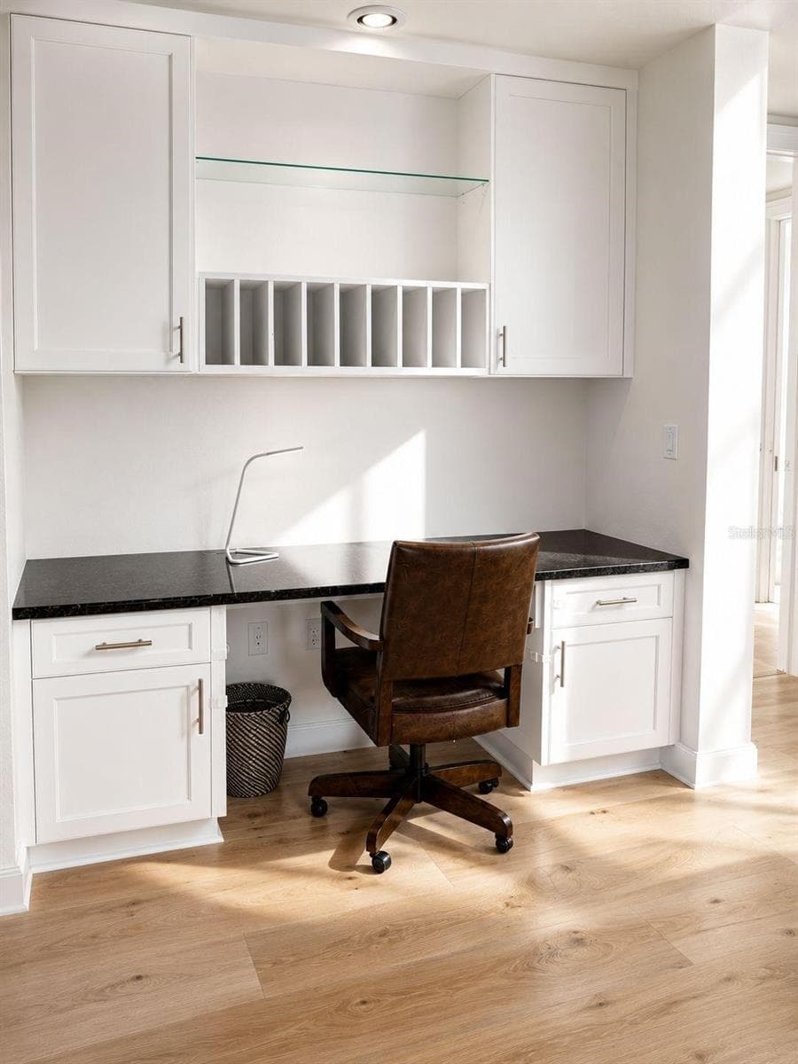 Office - 331 CLEVELAND ST #303, CLEARWATER