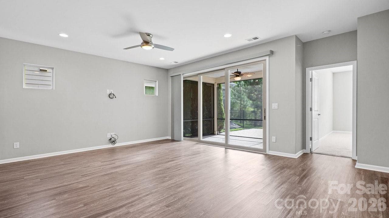 Single Family Residence at 4927 Looking Glass Trail, Denver, photo 6 of 48