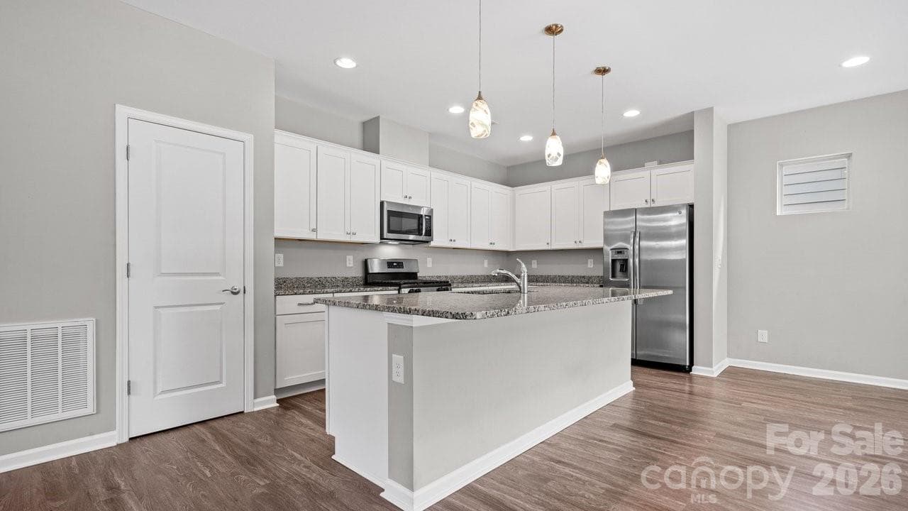 Single Family Residence at 4927 Looking Glass Trail, Denver, photo 16 of 48