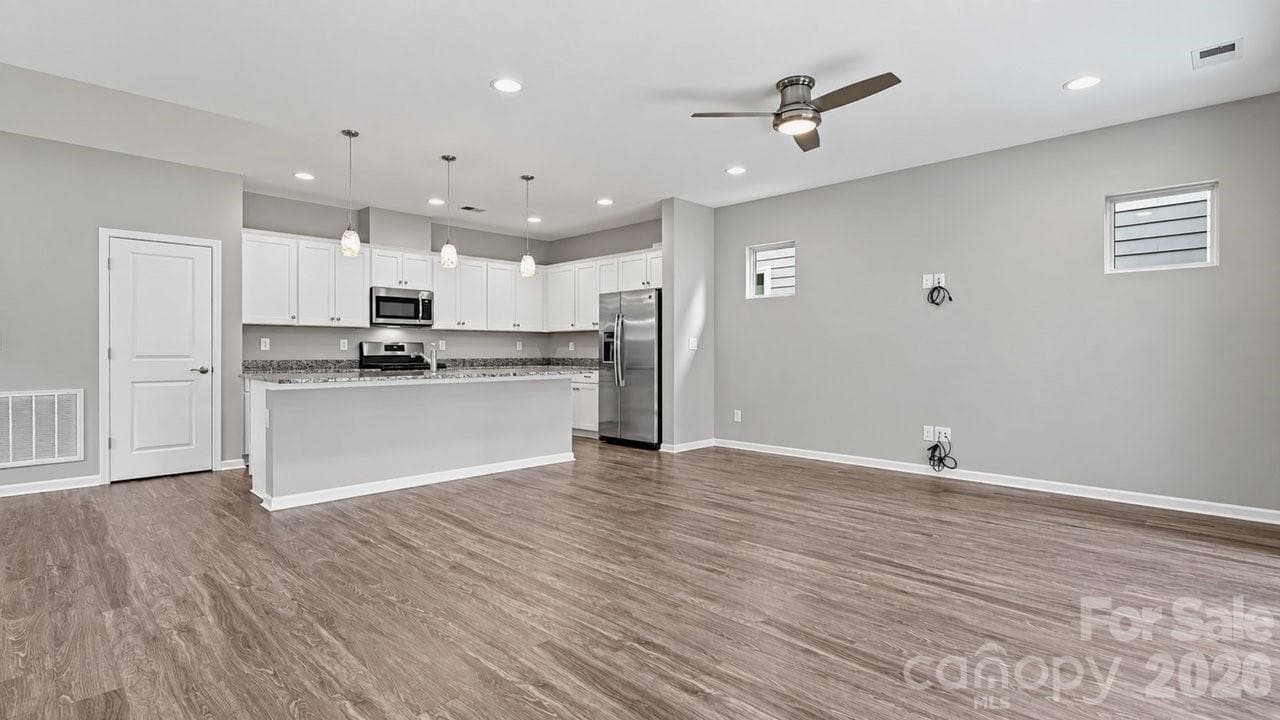 Single Family Residence at 4927 Looking Glass Trail, Denver, photo 18 of 48