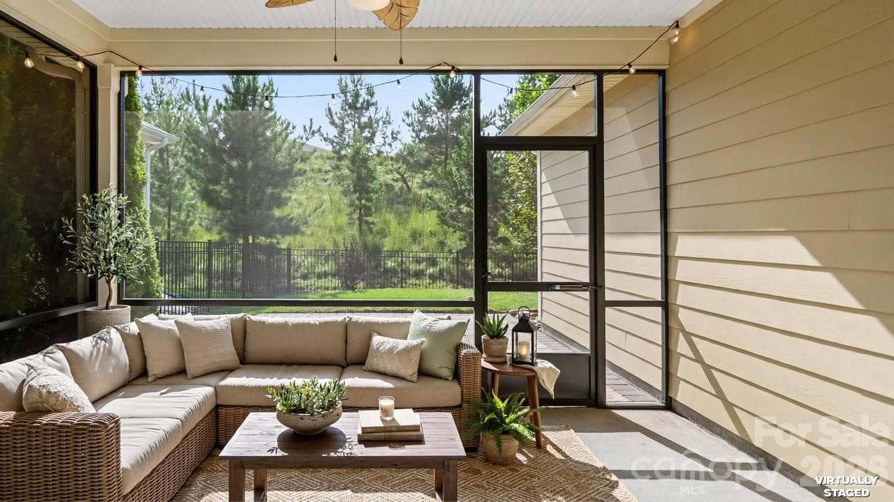 Single Family Residence at 4927 Looking Glass Trail, Denver, photo 20 of 48
