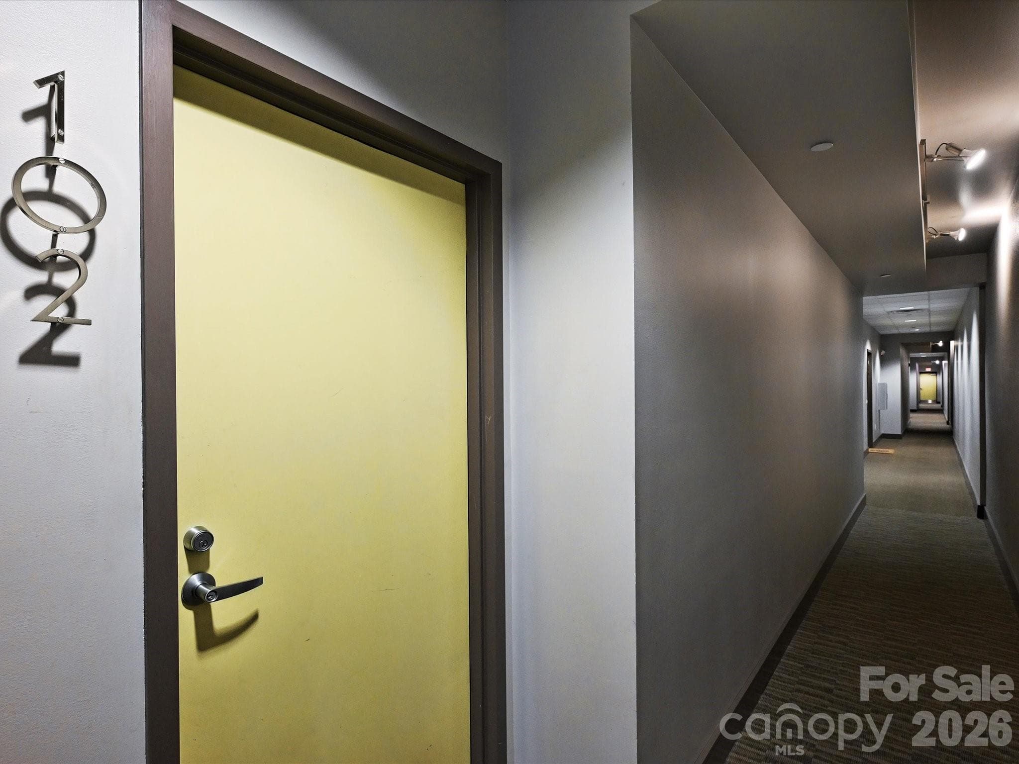 Condominium at 2200 Lyndhurst Avenue, Charlotte, photo 3 of 28