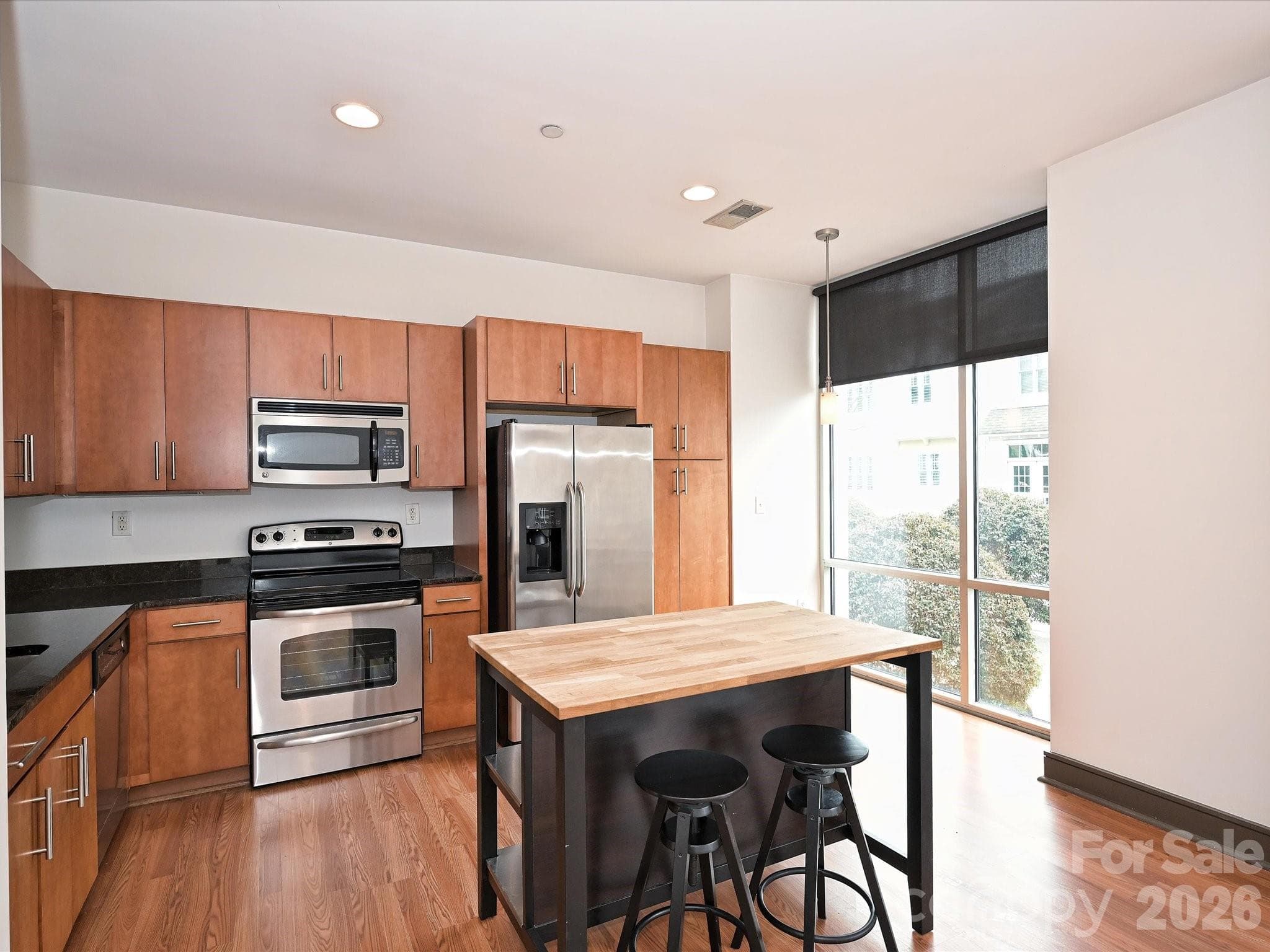 Condominium at 2200 Lyndhurst Avenue, Charlotte, photo 5 of 28