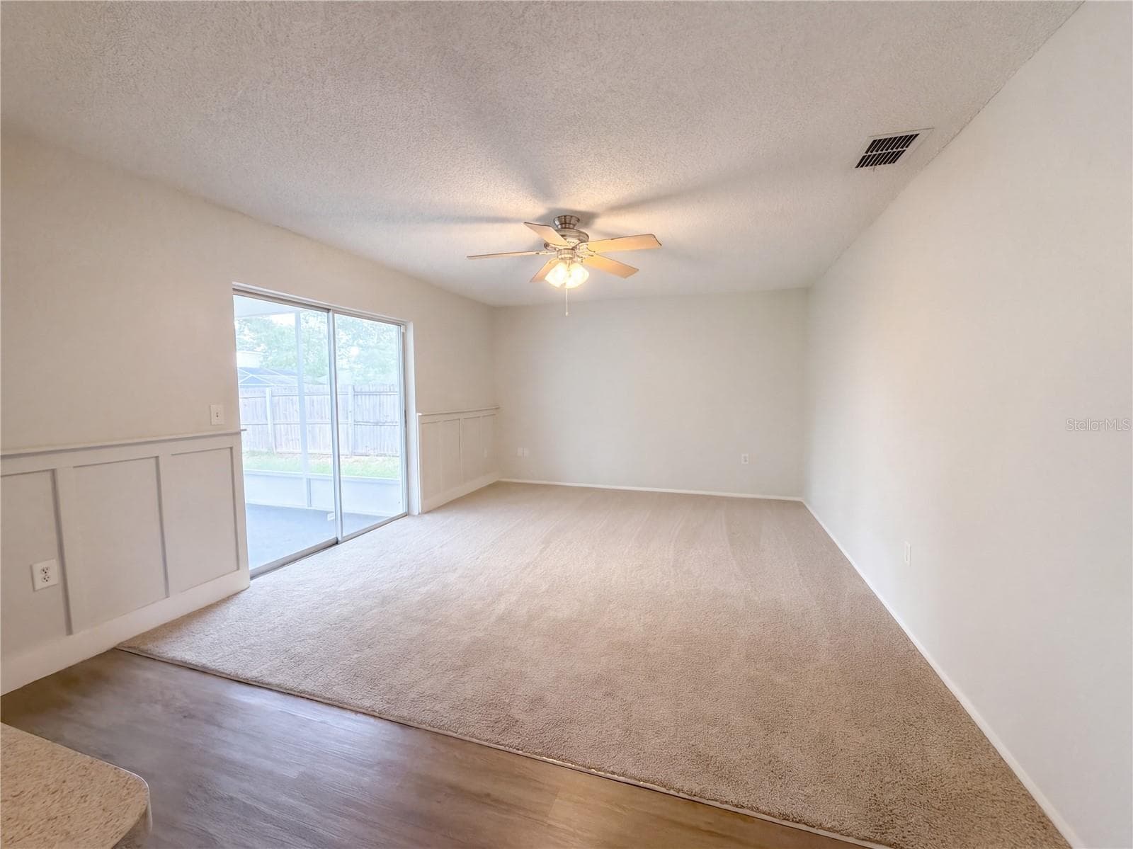 Single Family Residence at 3043 CLOUDCROFT AVE, SPRING HILL, photo 9 of 36