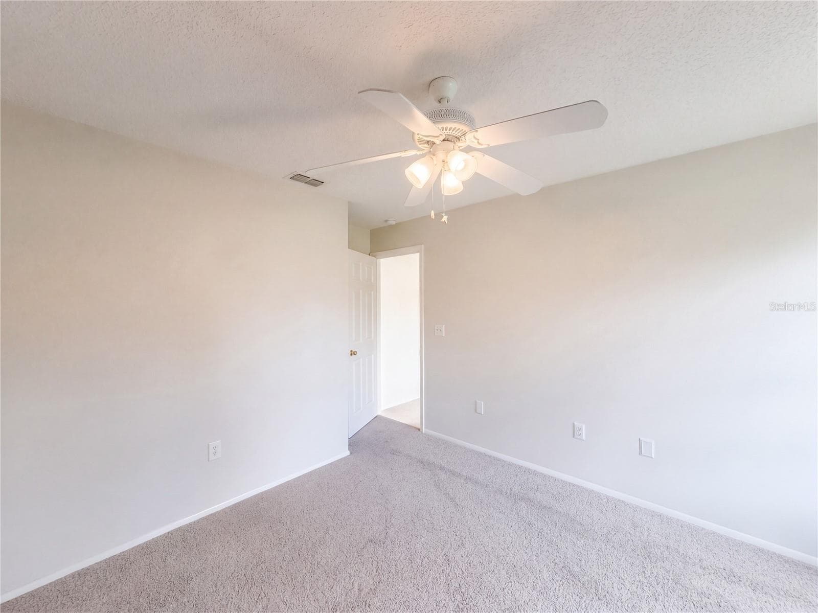 Single Family Residence at 3043 CLOUDCROFT AVE, SPRING HILL, photo 18 of 36