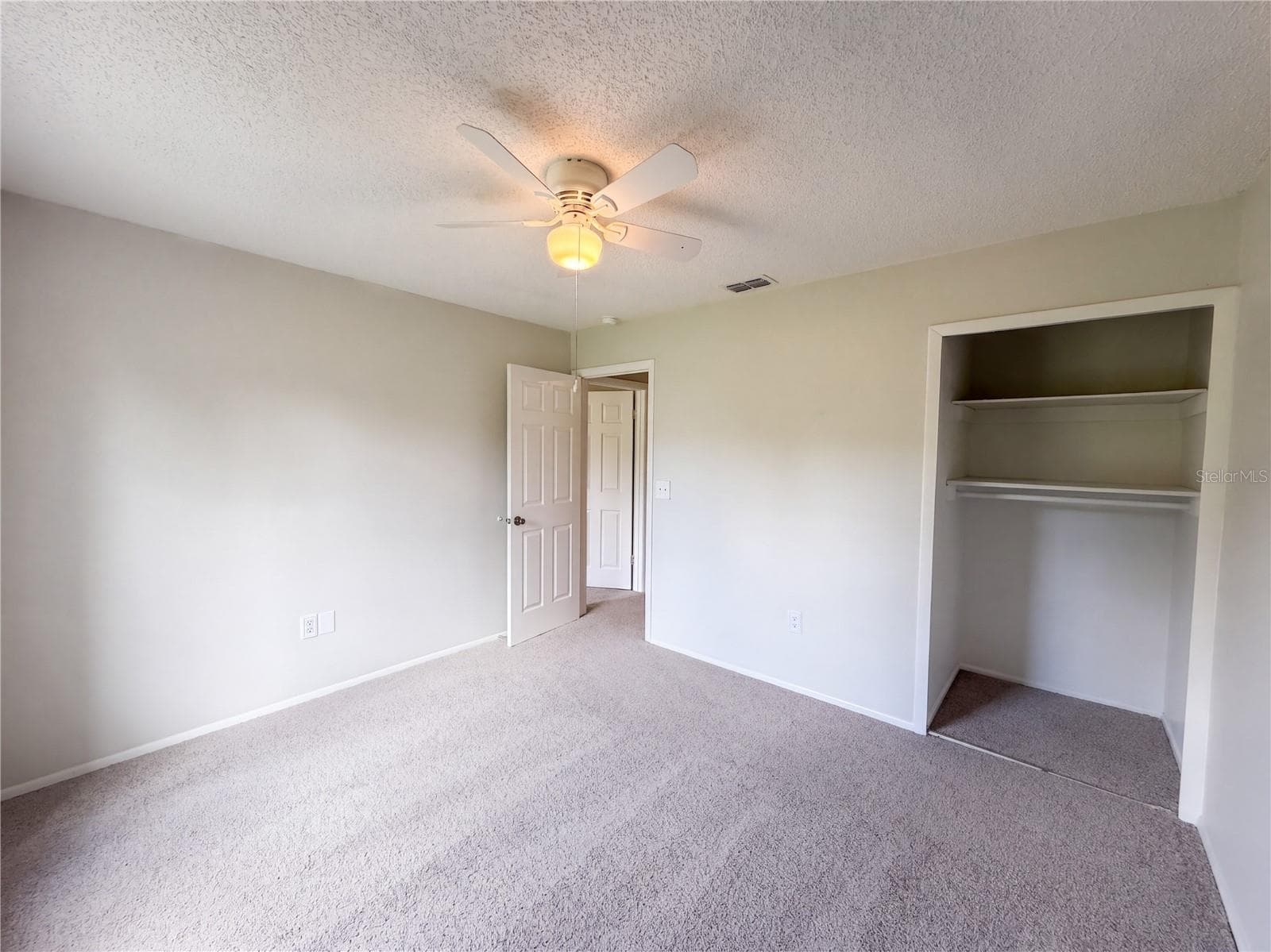 Single Family Residence at 3043 CLOUDCROFT AVE, SPRING HILL, photo 20 of 36