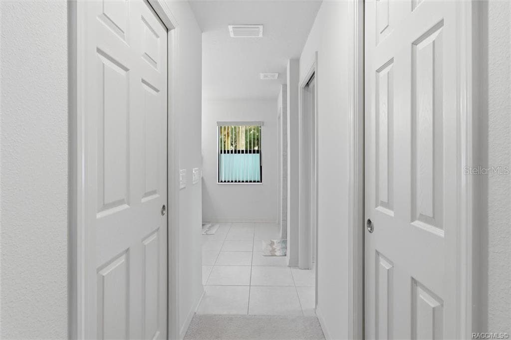 Master Bedroom w/ 2 Walk-in Closets - 2651 E MAIDSTONE CT, HERNANDO