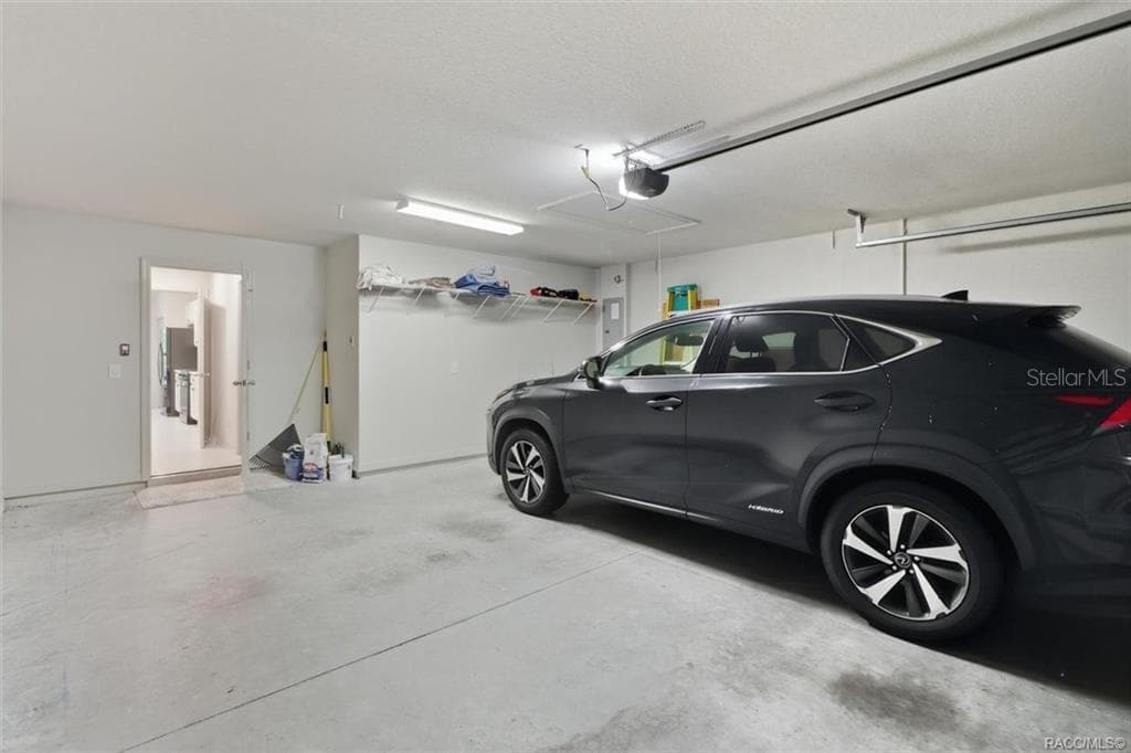 2 Car Garage w/ Electric Garage Opener & Pull-Down Stairs for Extra Storage Space - 2651 E MAIDSTONE CT, HERNANDO