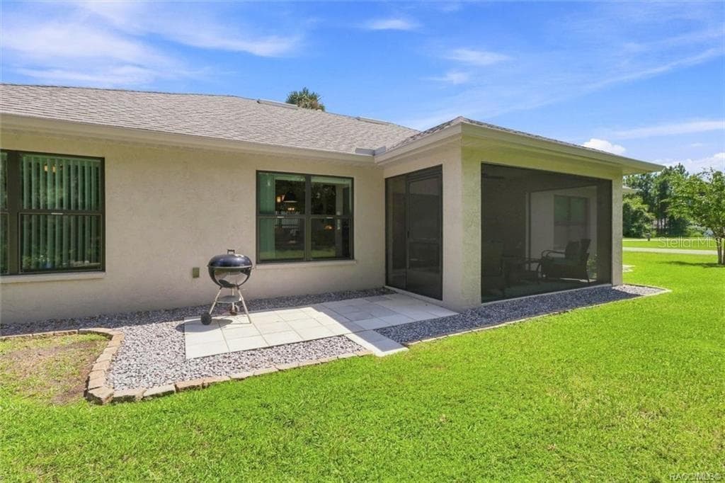 Paver Patio - 2651 E MAIDSTONE CT, HERNANDO