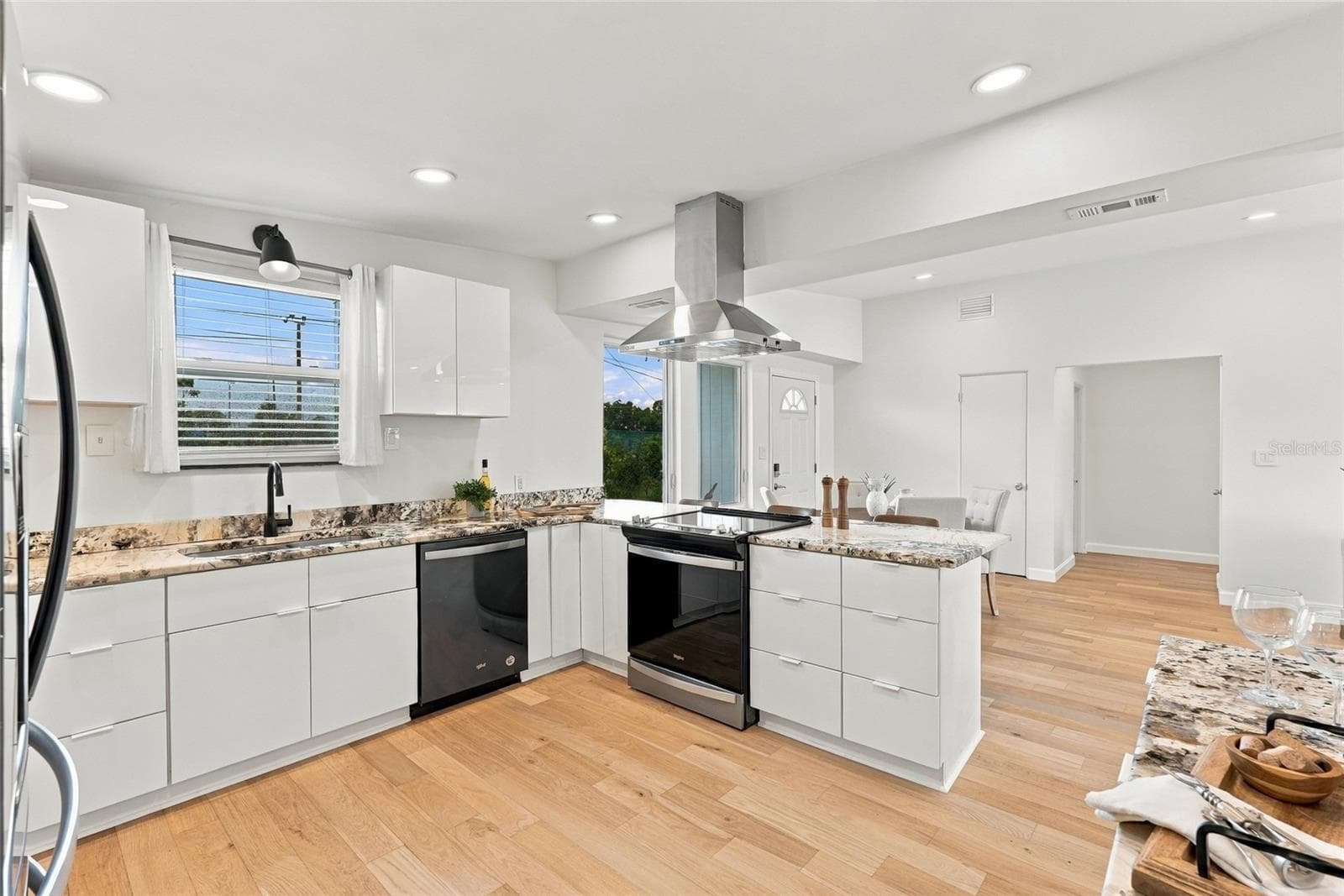 Single Family Residence at 2110 ALCAZAR WAY S, ST PETERSBURG, photo 6 of 33