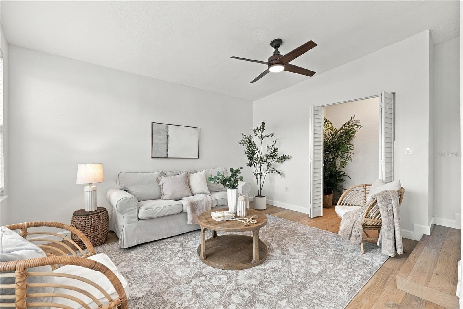 Single Family Residence at 2110 ALCAZAR WAY S, ST PETERSBURG, photo 11 of 33
