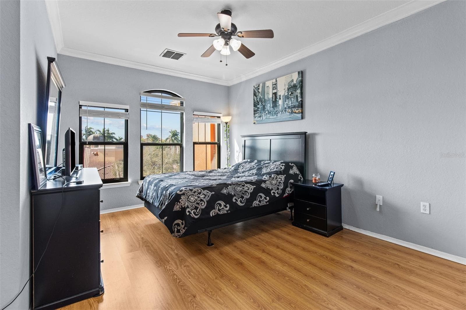primary bedroom with pool views - 2709 VIA CIPRIANI #532B, CLEARWATER