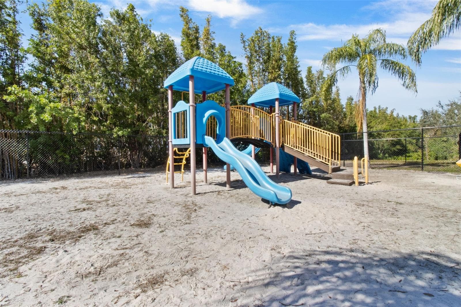 playground - 2709 VIA CIPRIANI #532B, CLEARWATER