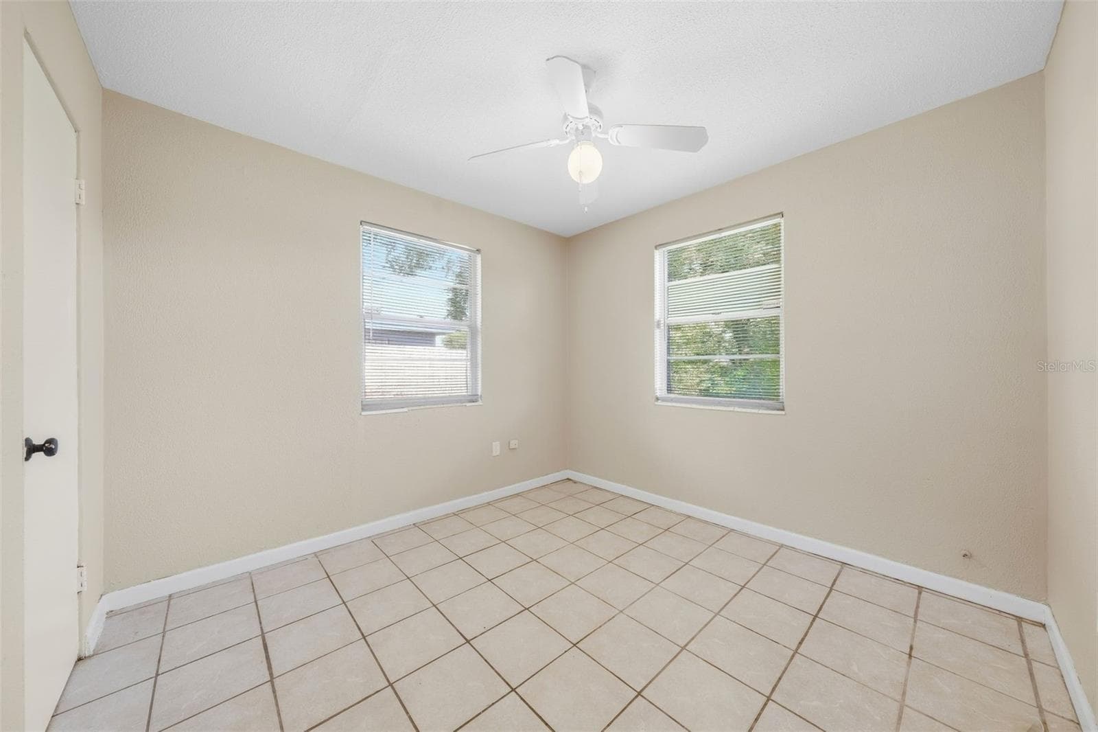 Single Family Residence at 3905 WILTS ST, ORLANDO, photo 10 of 16