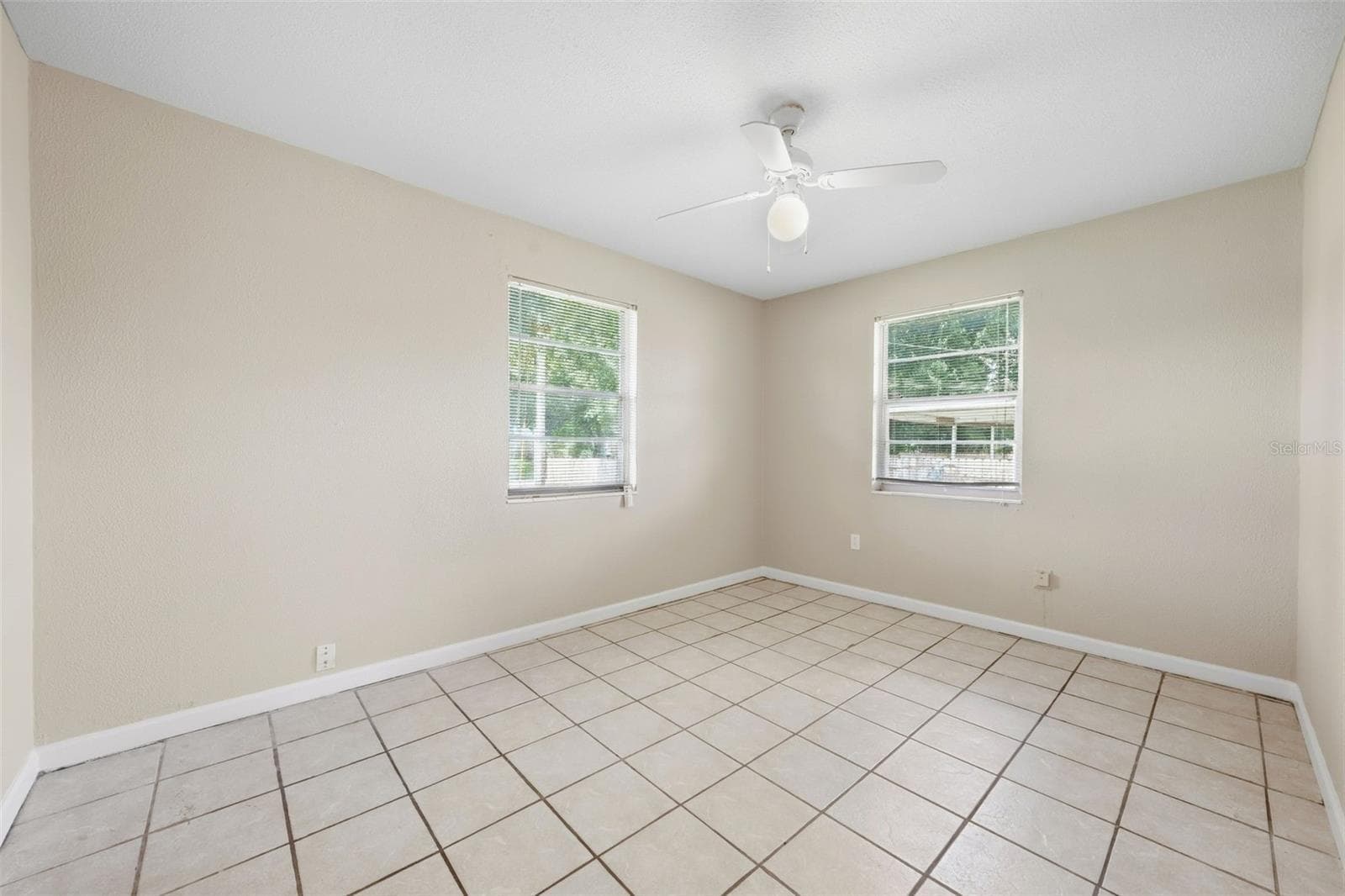 Single Family Residence at 3905 WILTS ST, ORLANDO, photo 11 of 16