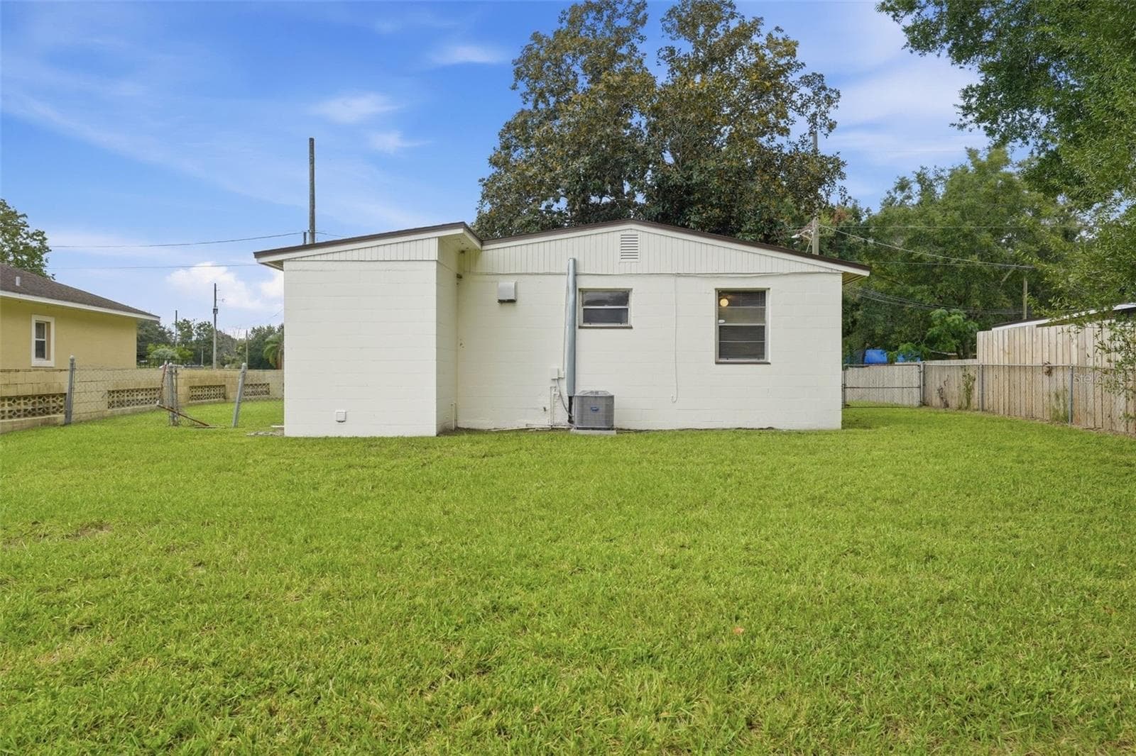 Single Family Residence at 3905 WILTS ST, ORLANDO, photo 13 of 16