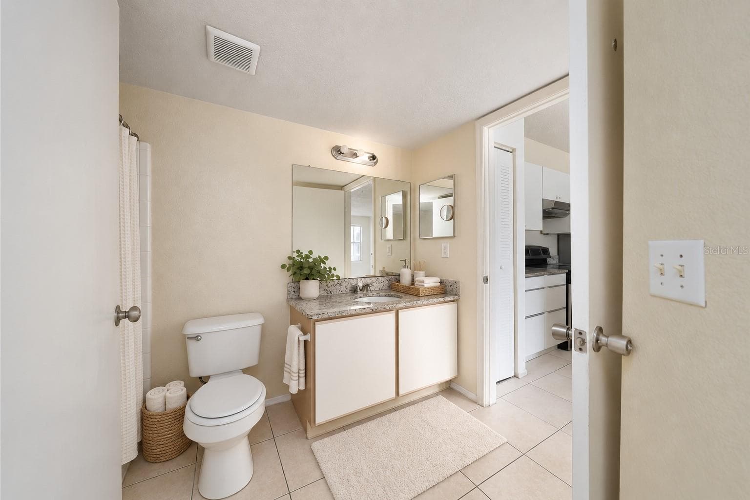 Condominium at 2201 KEY WEST CT #328, KISSIMMEE, photo 12 of 42
