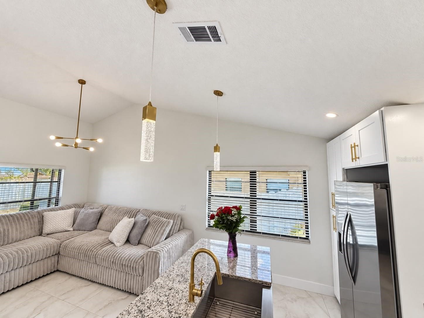 Single Family Residence at 5483 FRIARSWAY DR, TAMPA, photo 22 of 51