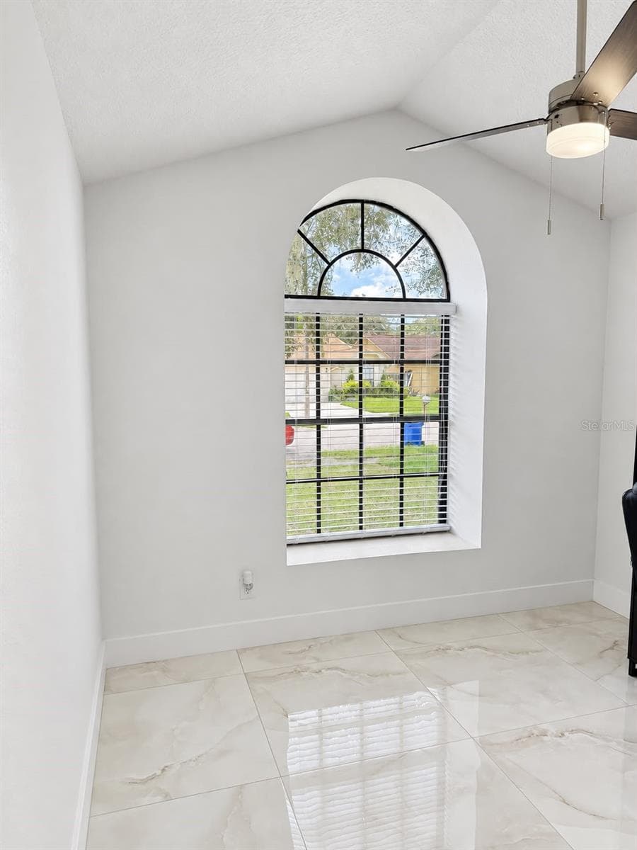 Single Family Residence at 5483 FRIARSWAY DR, TAMPA, photo 30 of 51