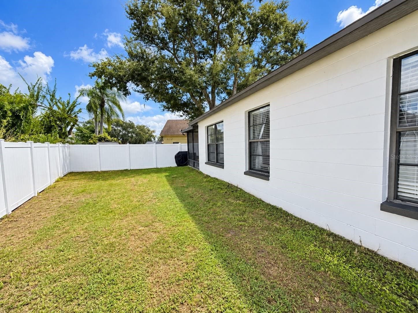 Single Family Residence at 5483 FRIARSWAY DR, TAMPA, photo 46 of 51