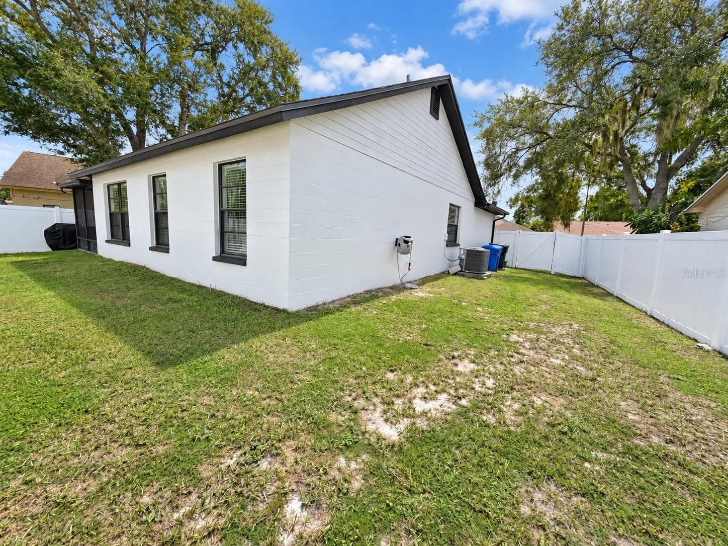 Single Family Residence at 5483 FRIARSWAY DR, TAMPA, photo 47 of 51