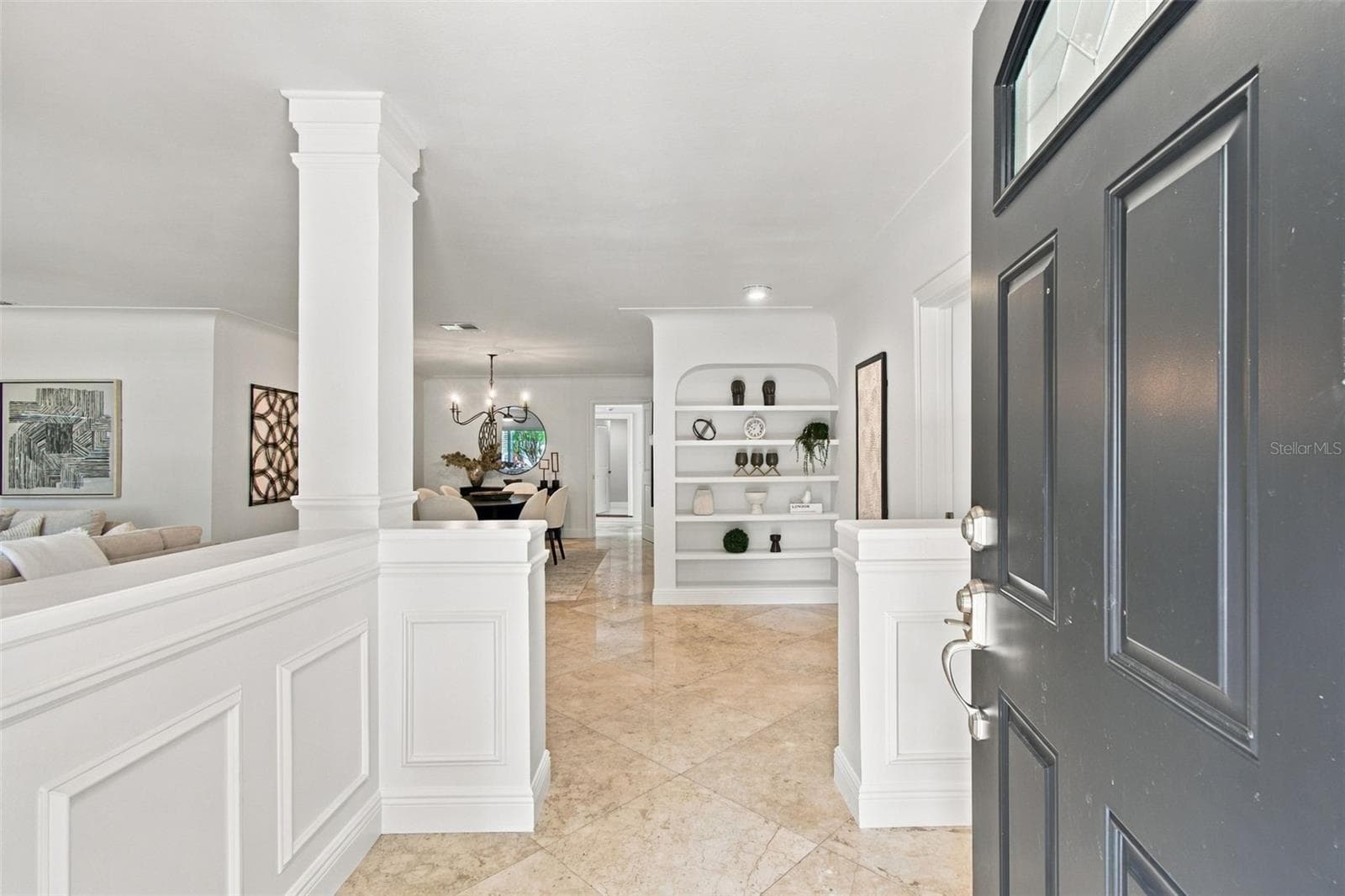 Foyer/Entrance - 100 MONTEREY BLVD NE, ST PETERSBURG