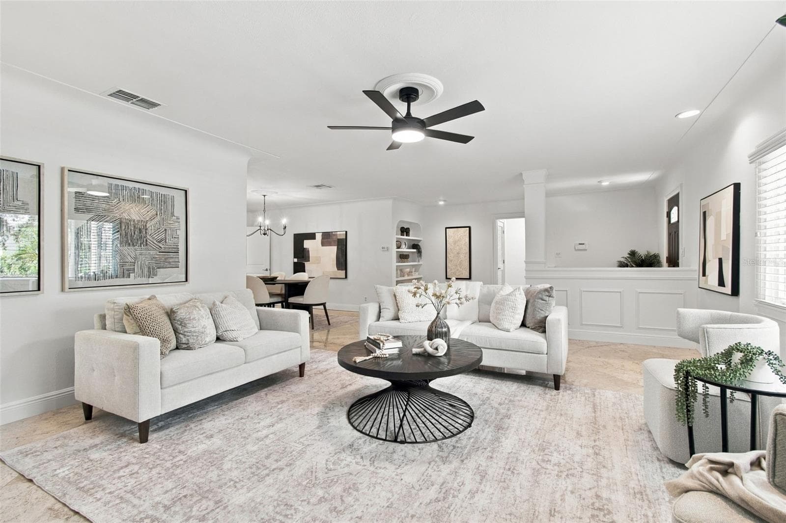 Living Room - 100 MONTEREY BLVD NE, ST PETERSBURG