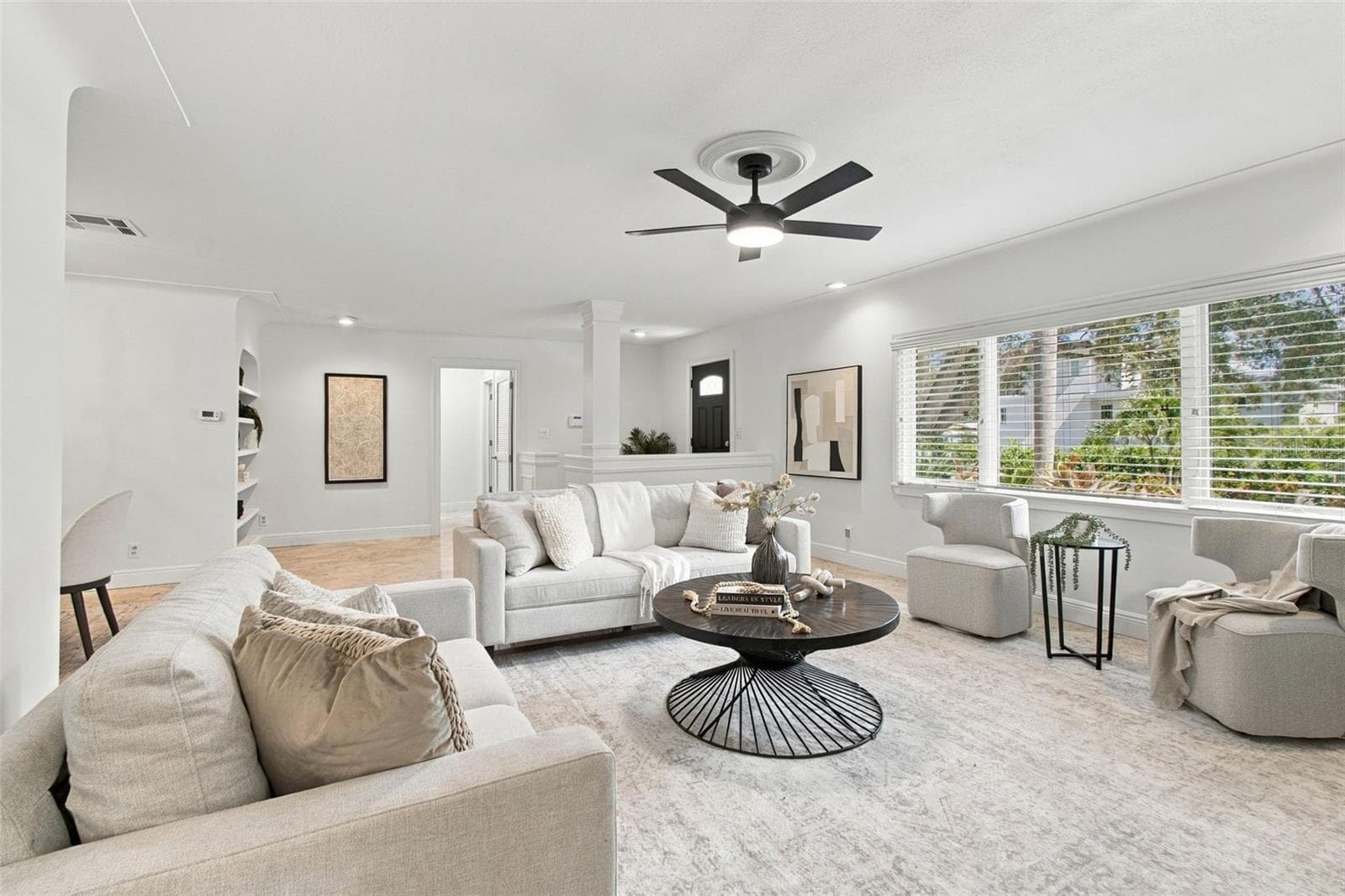 Living Room - 100 MONTEREY BLVD NE, ST PETERSBURG