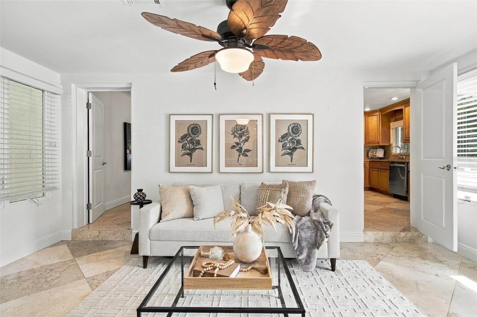Family Room - 100 MONTEREY BLVD NE, ST PETERSBURG