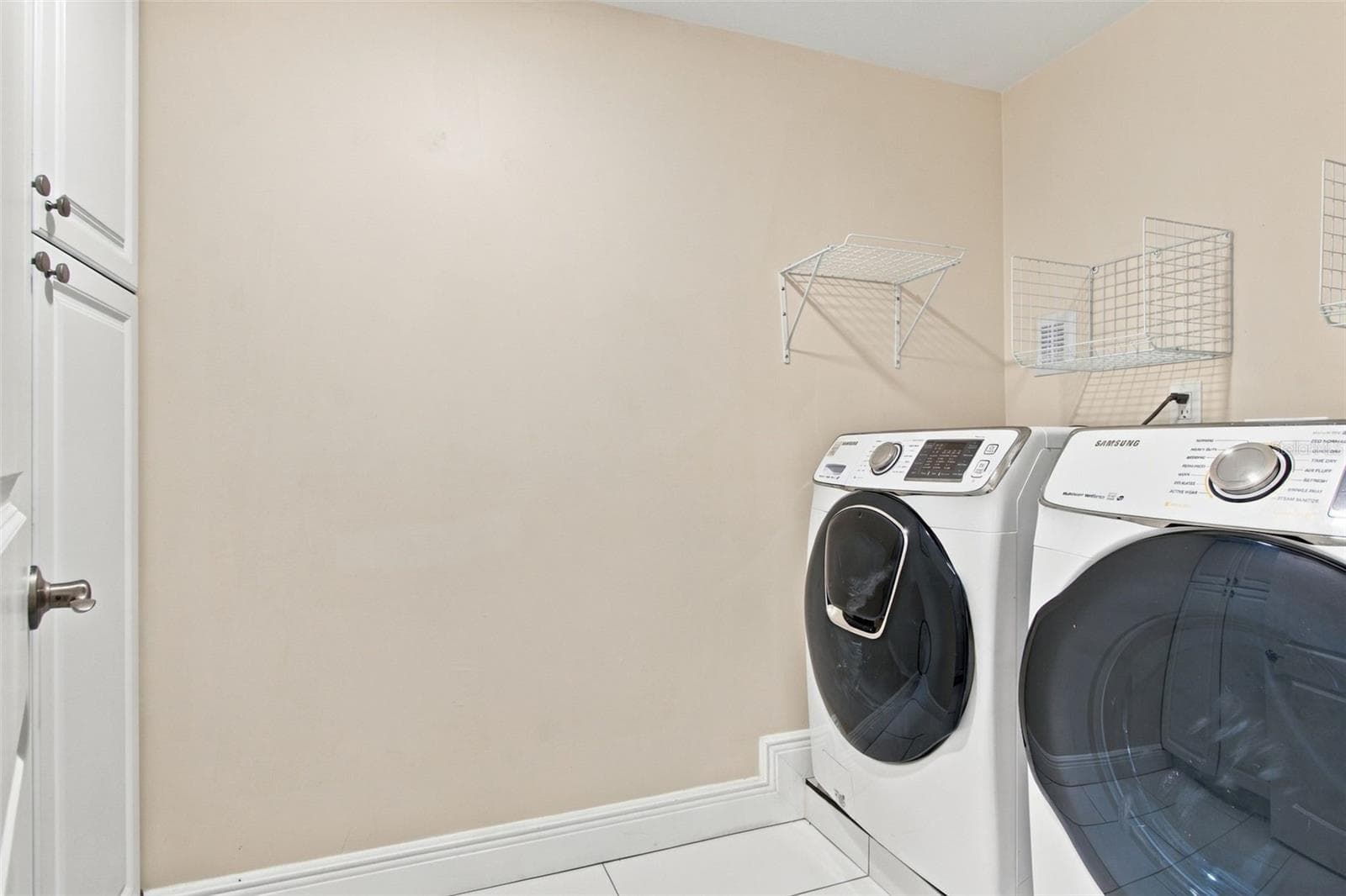 Laundry Room - 100 MONTEREY BLVD NE, ST PETERSBURG