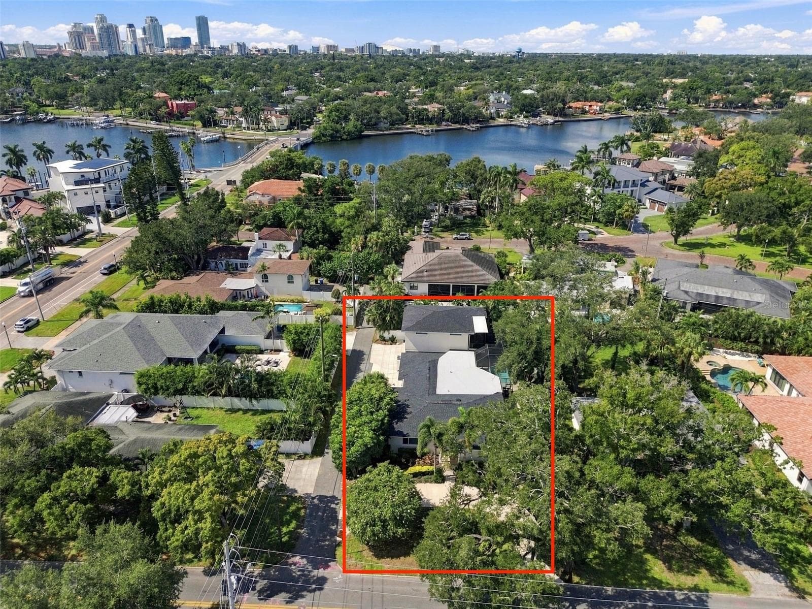 Single Family Residence at 100 MONTEREY BLVD NE, ST PETERSBURG, photo 58 of 59