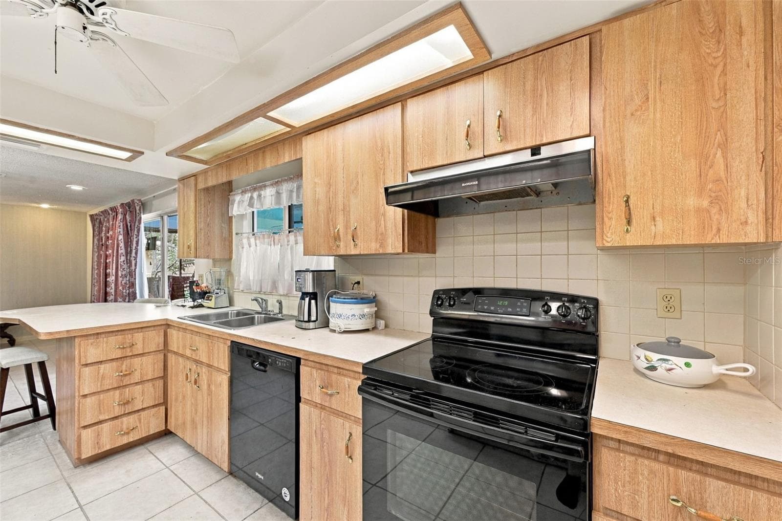 Single Family Residence at 2336 HARN BLVD, CLEARWATER, photo 20 of 61