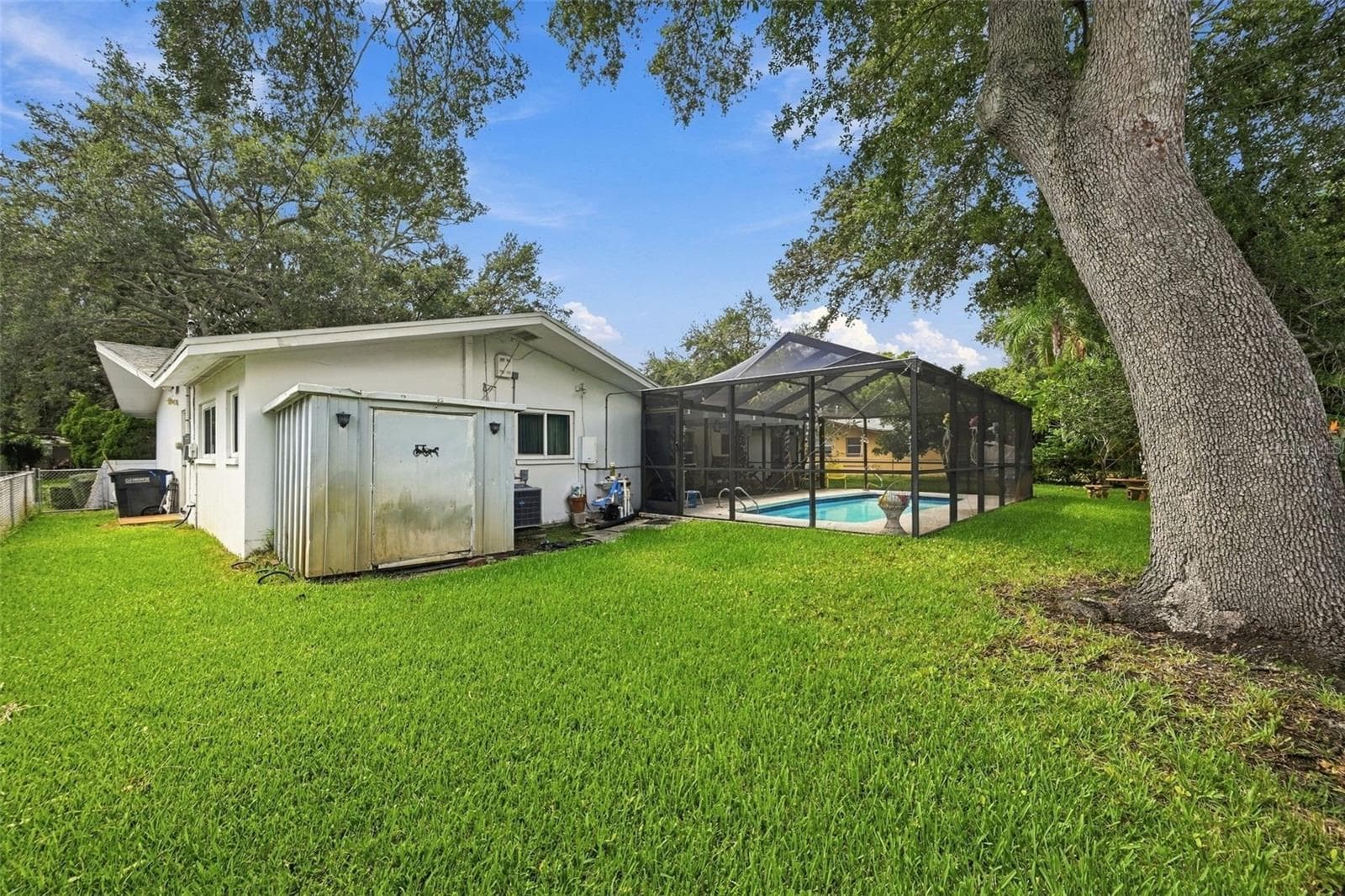 Single Family Residence at 2336 HARN BLVD, CLEARWATER, photo 36 of 61