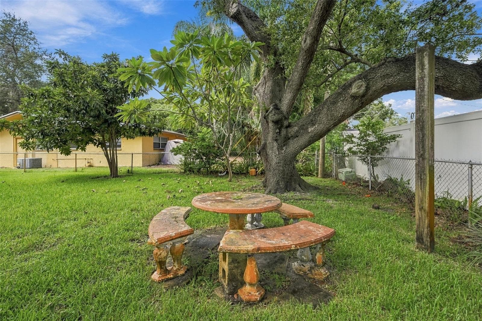 Single Family Residence at 2336 HARN BLVD, CLEARWATER, photo 38 of 61