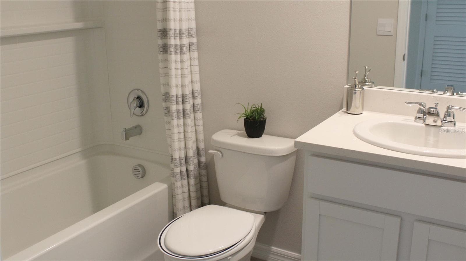Townhouse at 8412 GOWER TRL, WILDWOOD, photo 7 of 11