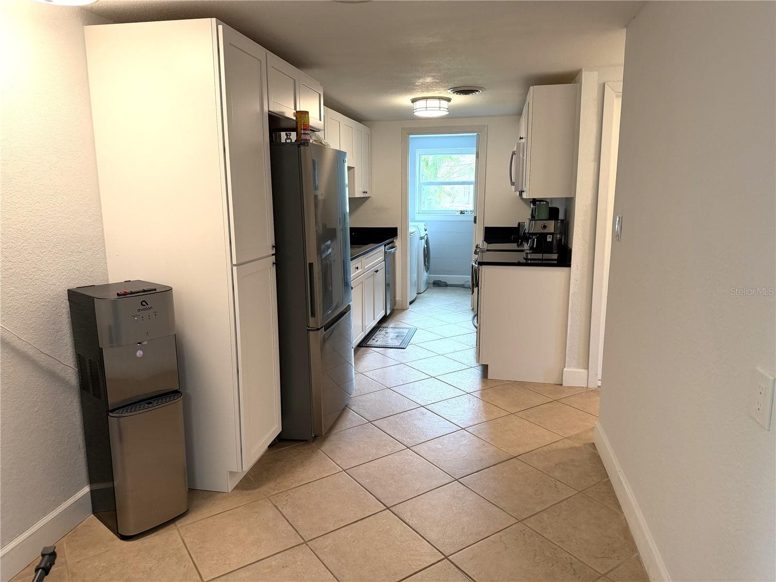 Single Family Residence at 632 AQUI ESTA DR, PUNTA GORDA, photo 10 of 36