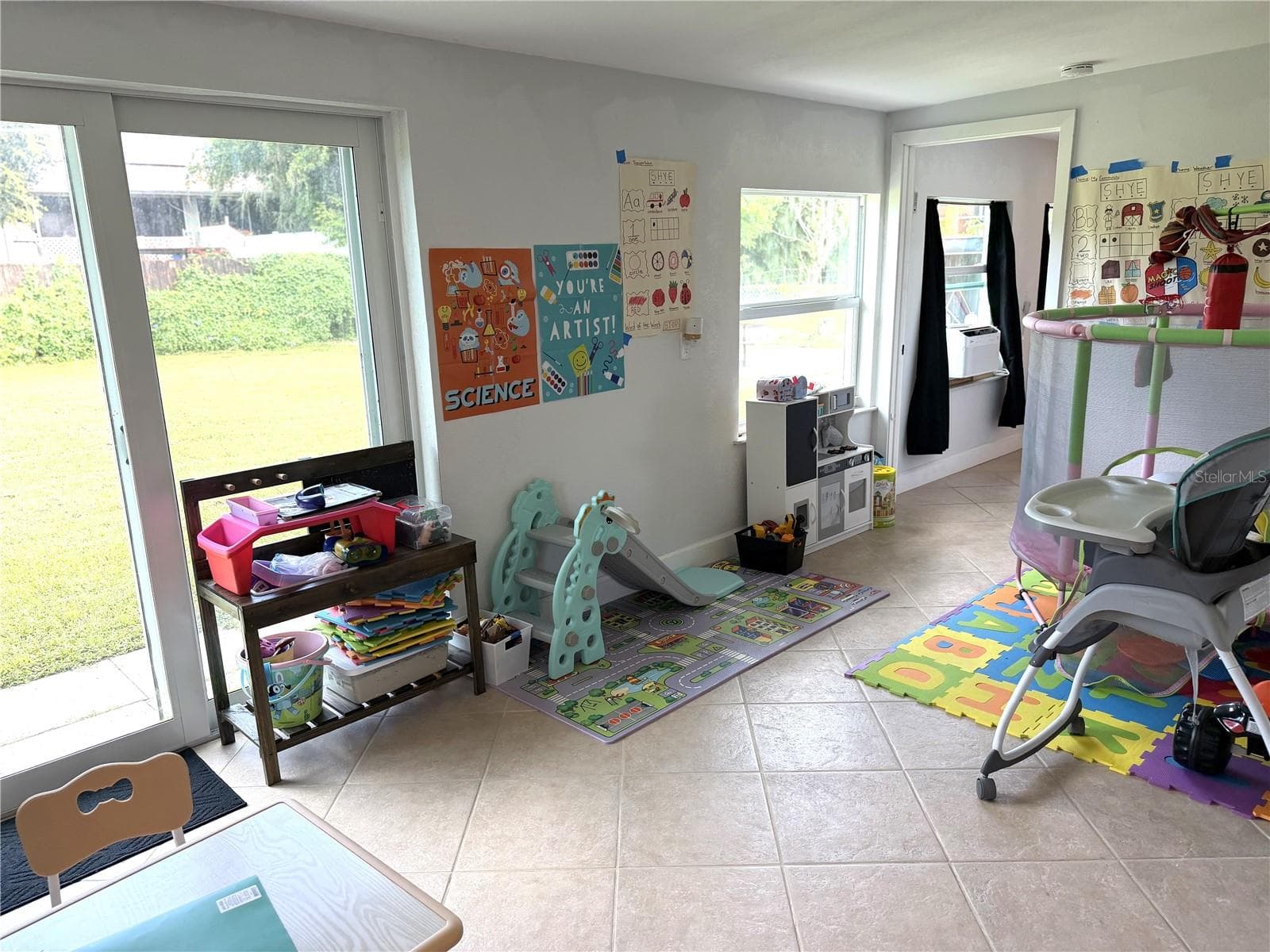 Single Family Residence at 632 AQUI ESTA DR, PUNTA GORDA, photo 28 of 36
