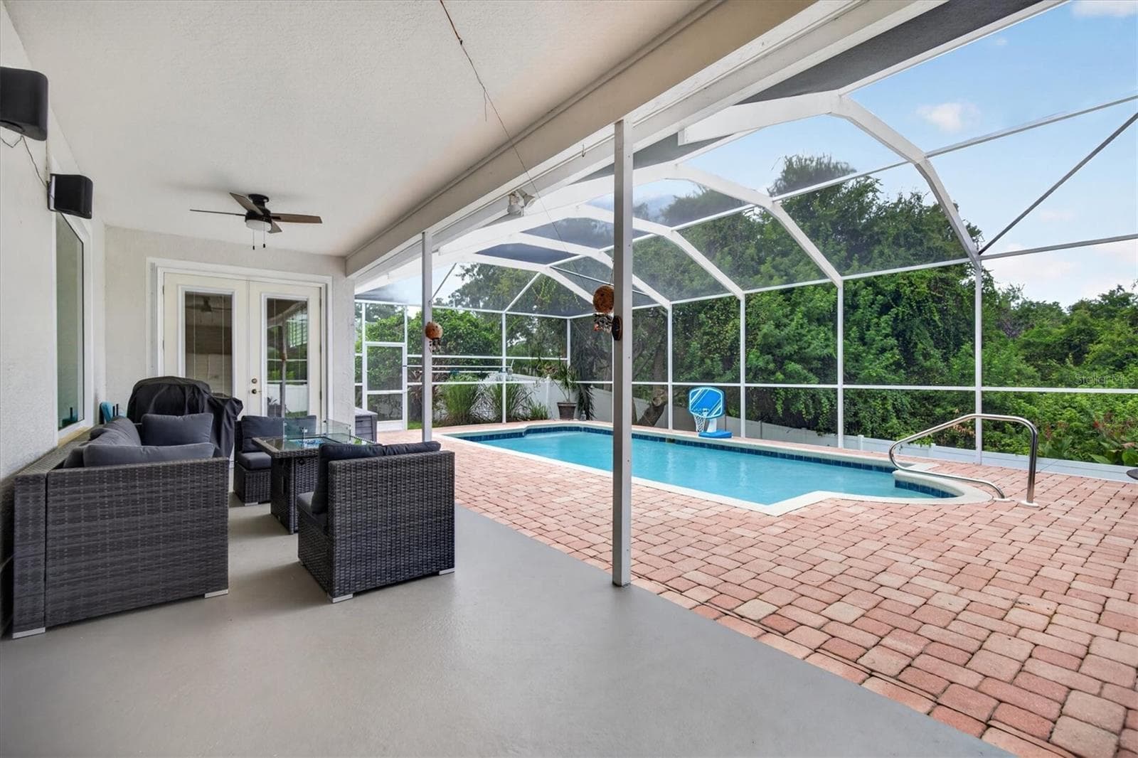 Single Family Residence at 714 HIDDEN LAKE DR, TARPON SPRINGS, photo 28 of 42