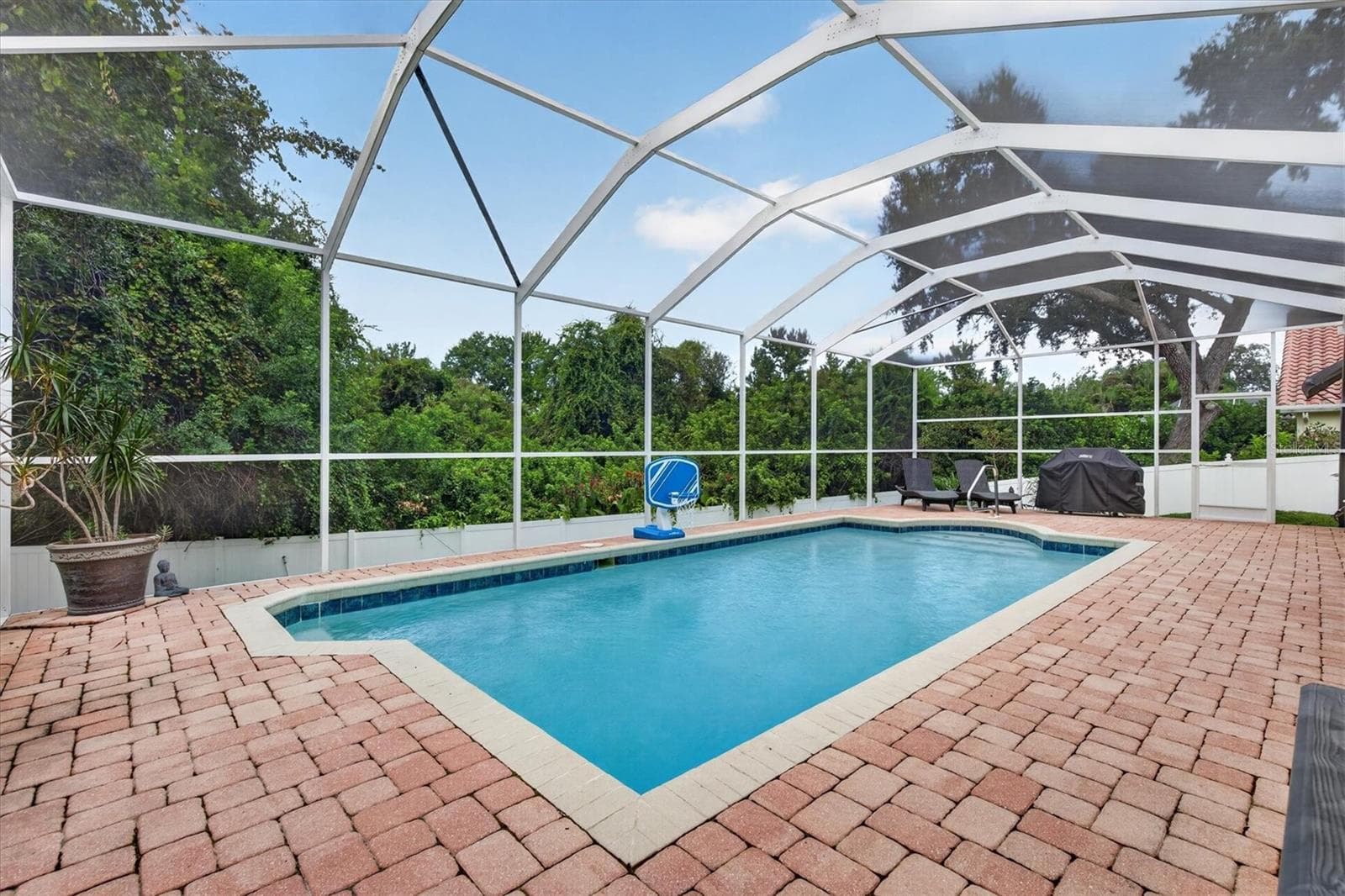 Single Family Residence at 714 HIDDEN LAKE DR, TARPON SPRINGS, photo 33 of 42