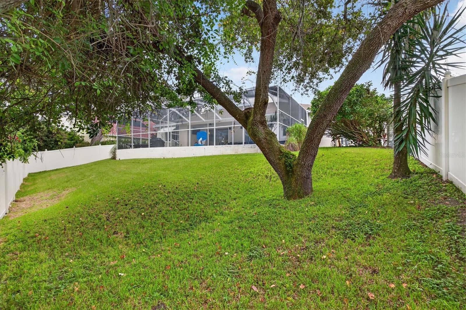 Single Family Residence at 714 HIDDEN LAKE DR, TARPON SPRINGS, photo 35 of 42