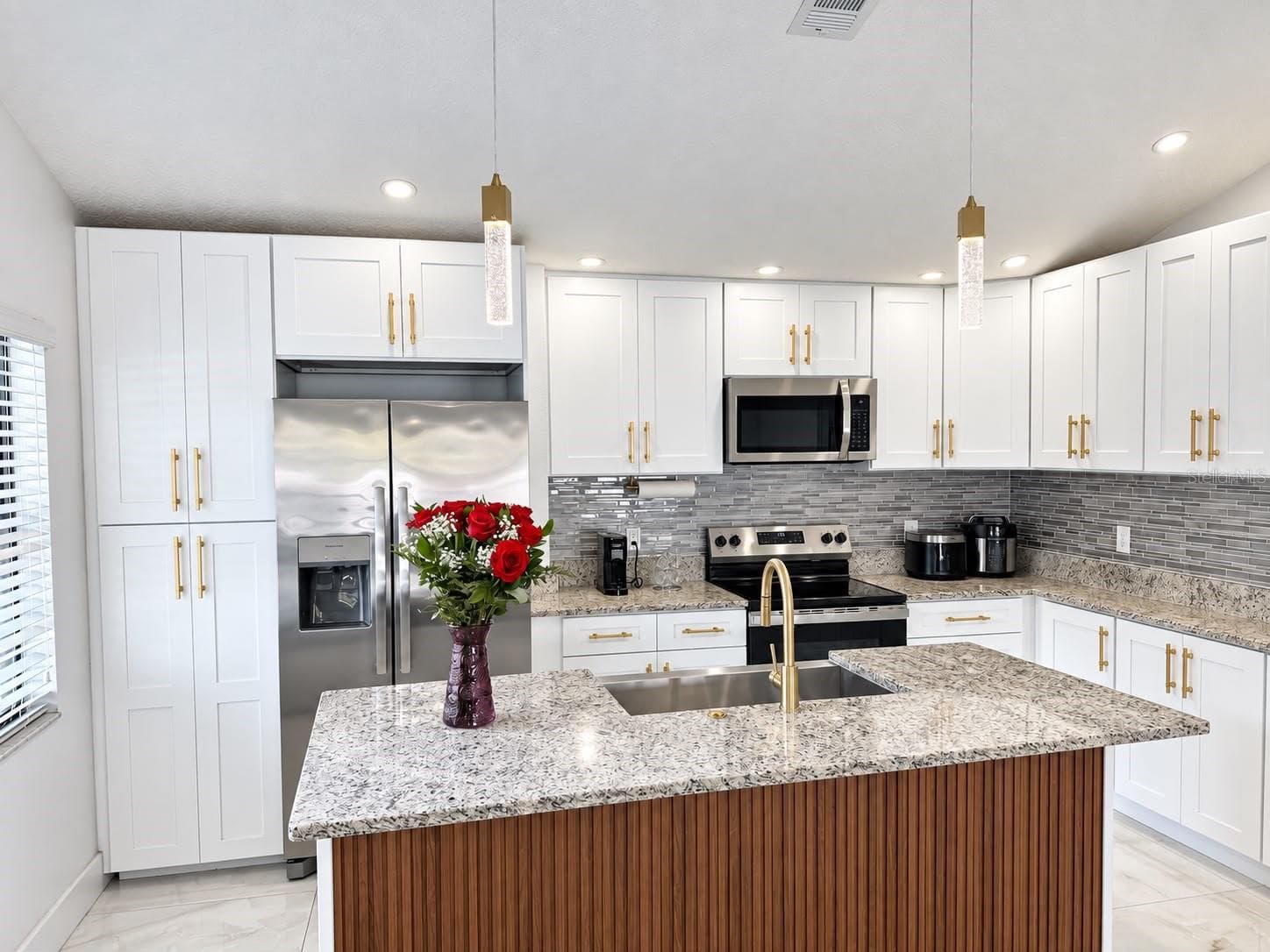 Single Family Residence at 5483 FRIARSWAY DR, TAMPA, photo 19 of 51