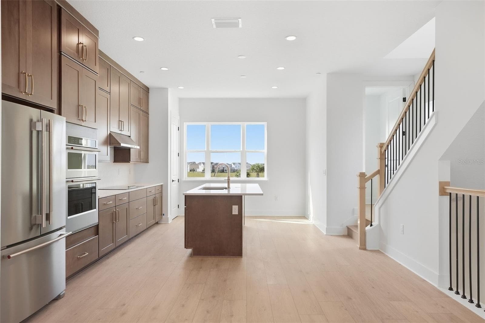 Townhouse at 9297 LUMINARY BLVD, ORLANDO, photo 15 of 35