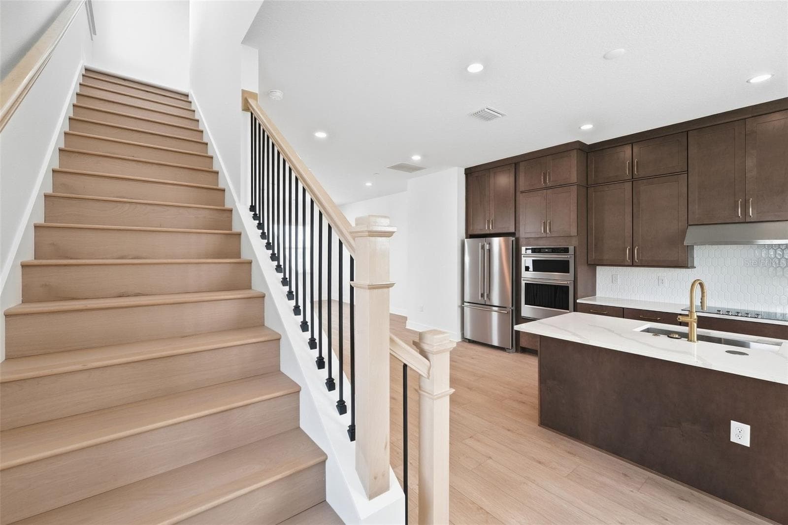 Townhouse at 9297 LUMINARY BLVD, ORLANDO, photo 21 of 35