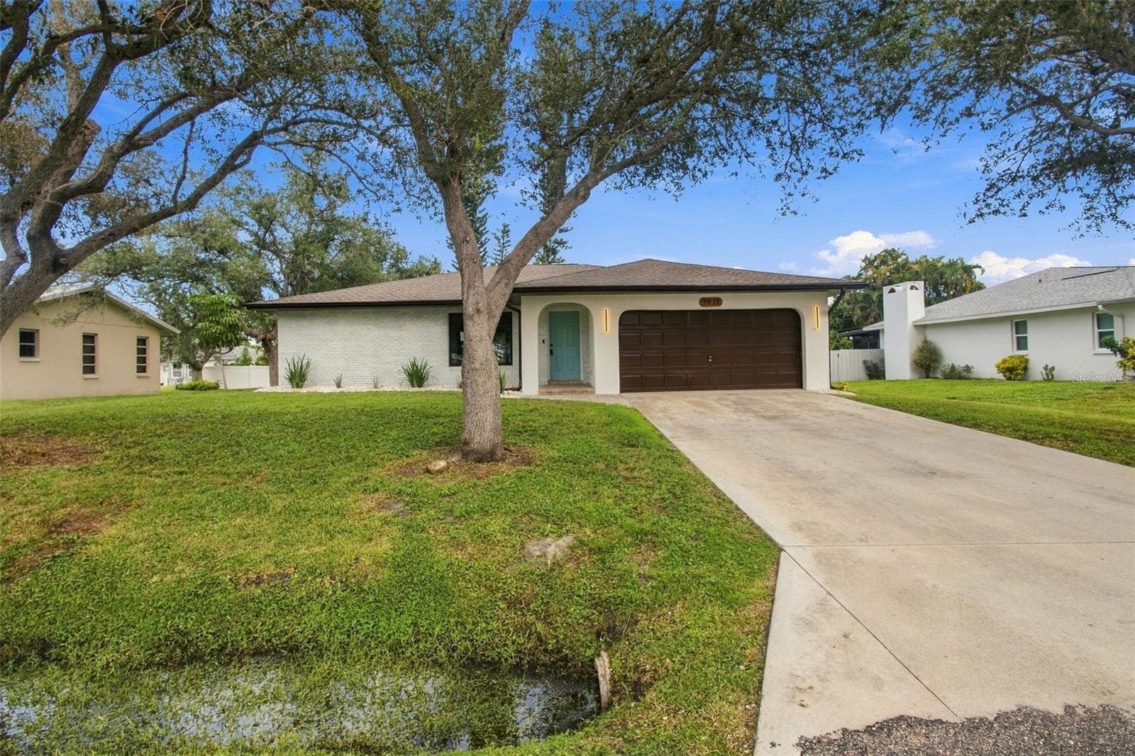 Single Family Residence at 3671 PINE RD, VENICE, photo 4 of 65