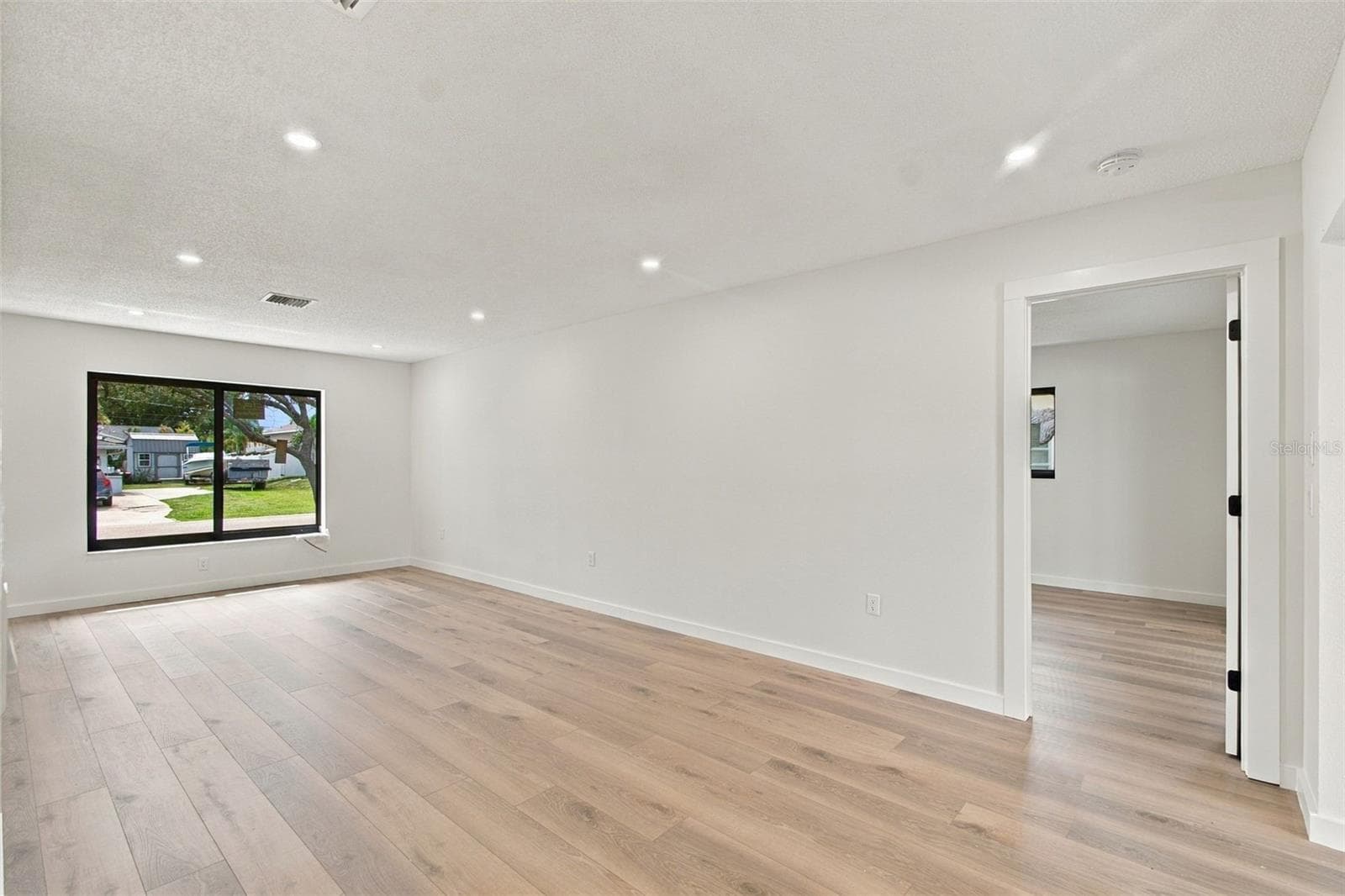 Single Family Residence at 3671 PINE RD, VENICE, photo 14 of 65