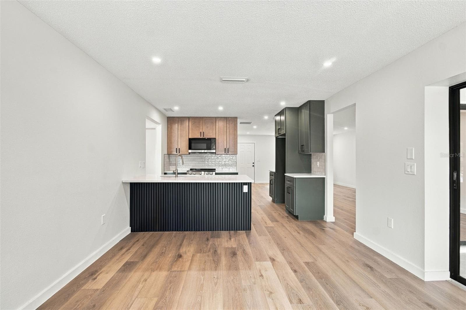 Single Family Residence at 3671 PINE RD, VENICE, photo 15 of 65