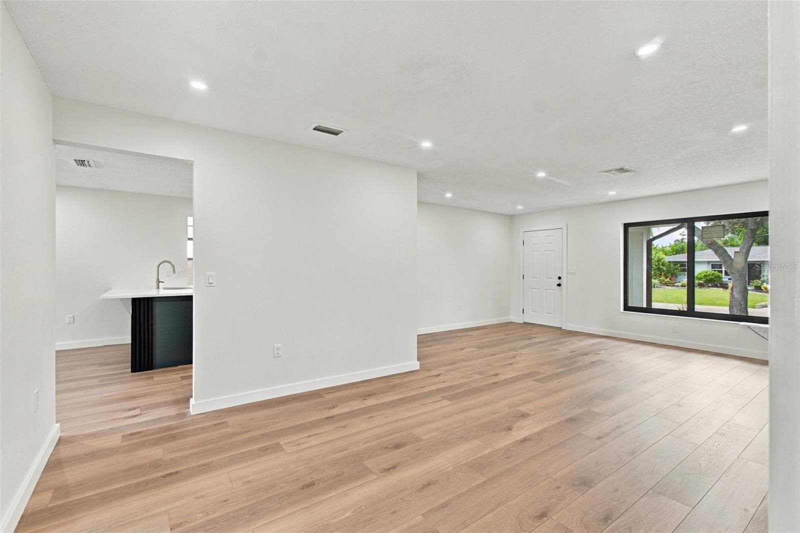Single Family Residence at 3671 PINE RD, VENICE, photo 25 of 65