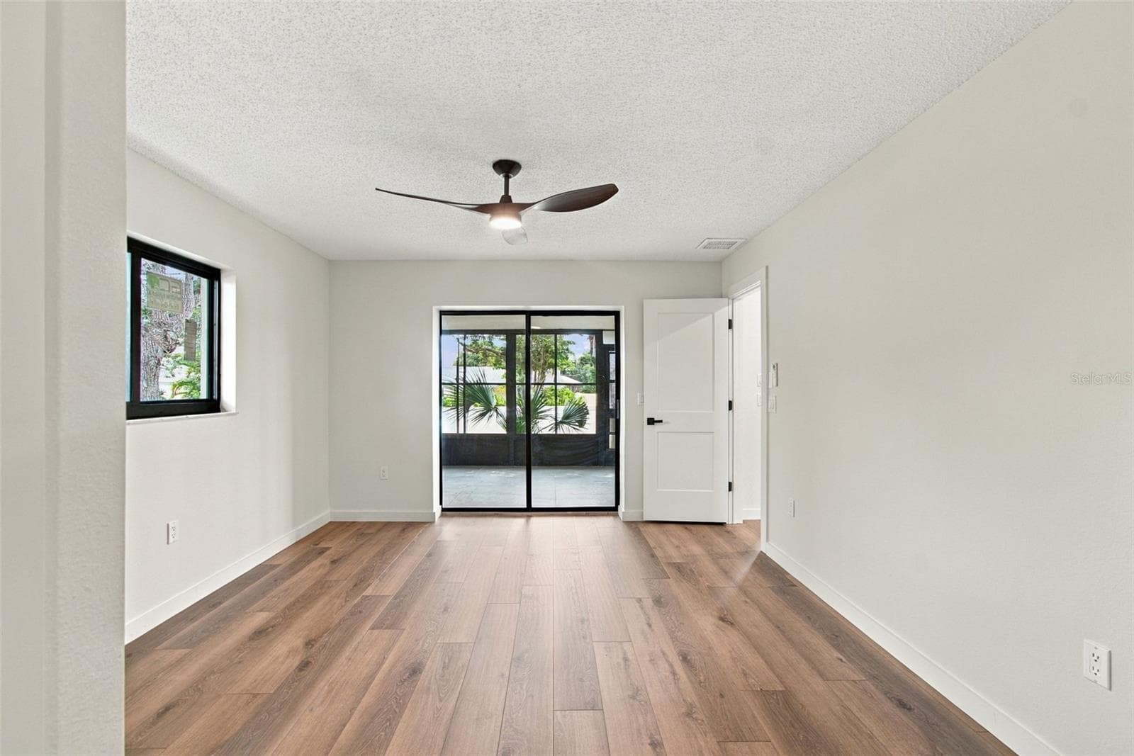 Single Family Residence at 3671 PINE RD, VENICE, photo 28 of 65