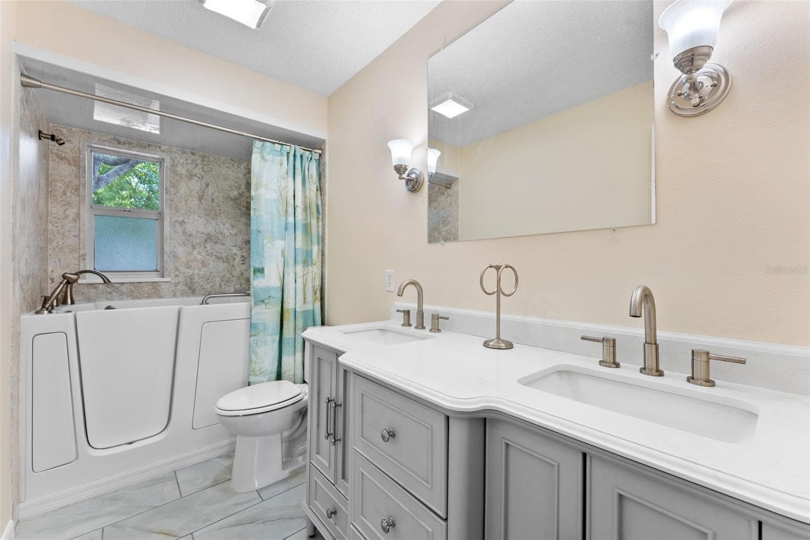 Bathroom 2 - 344 CROSSWINDS DR, PALM HARBOR